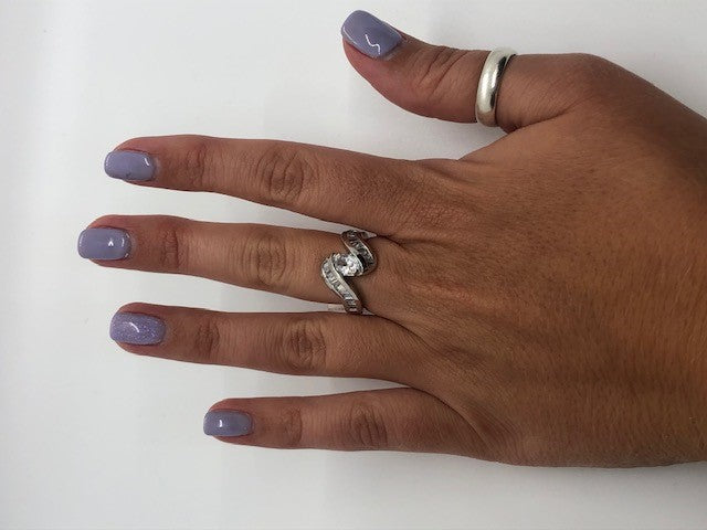 Wavy w/Oval CZ Ring