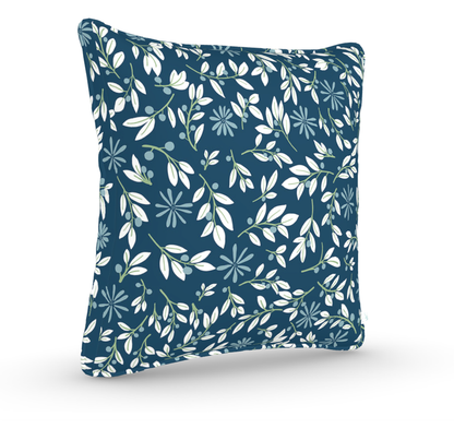 Decorative Throw Pillow in Branch Out: Peacock