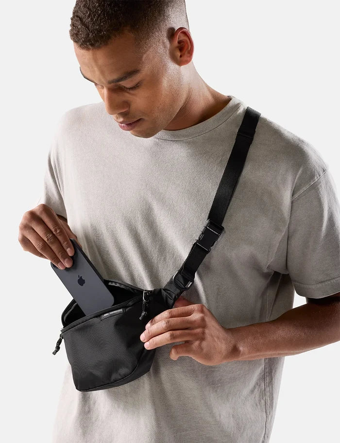 Matador 2L Lite Sling - Black
