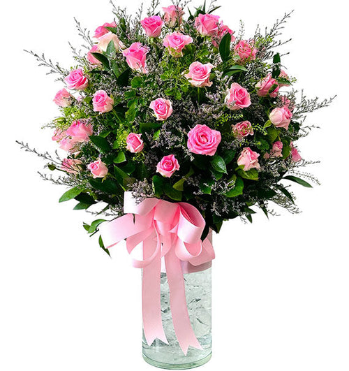 Romantic Dream Rose Vase Vietnamese Flowers