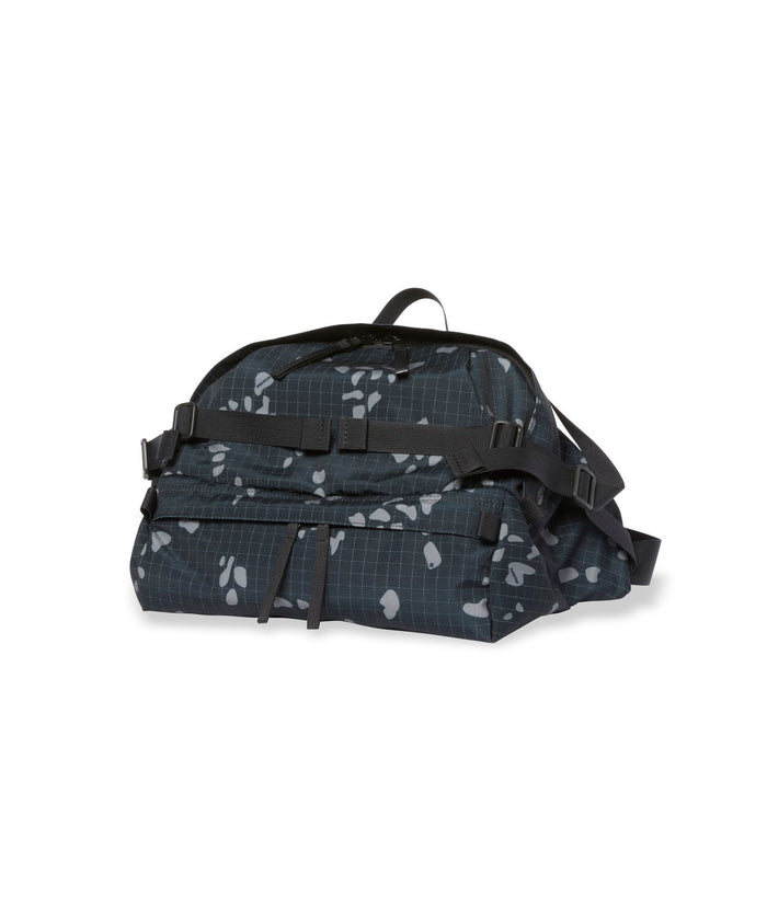 Snow Peak Reflective Night Camo Bag - Black