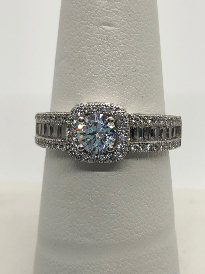 Square/Circle CZ Ring