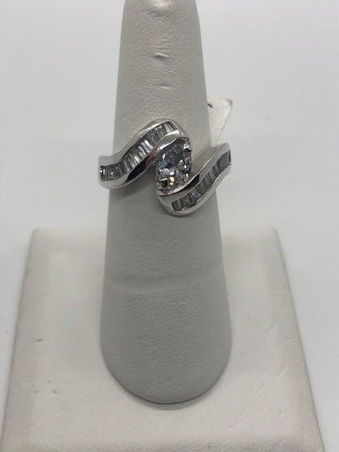 Wavy w/Oval CZ Ring