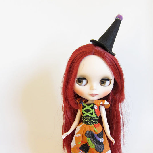 Witch hat hair clip for Blythe, Pullip, and playscale dolls